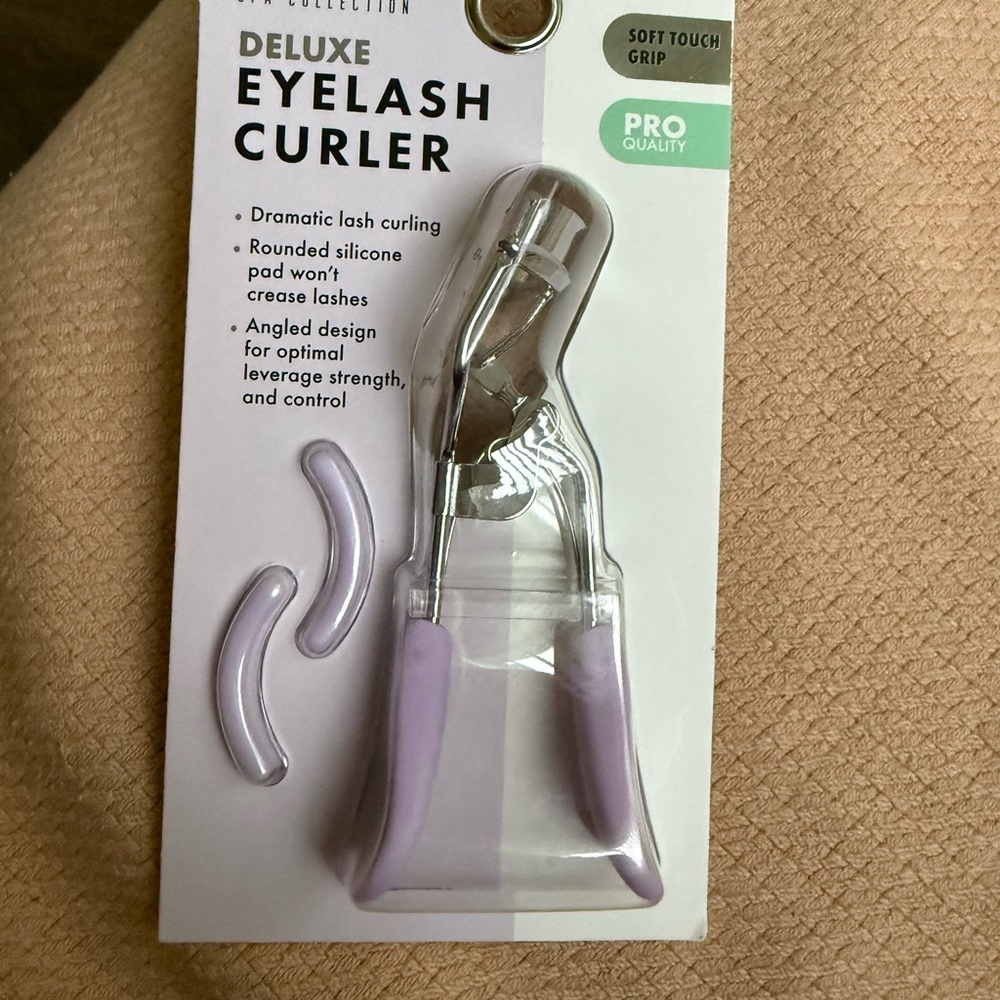 Pure Collection Deluxe Eyelash Curler - Purple